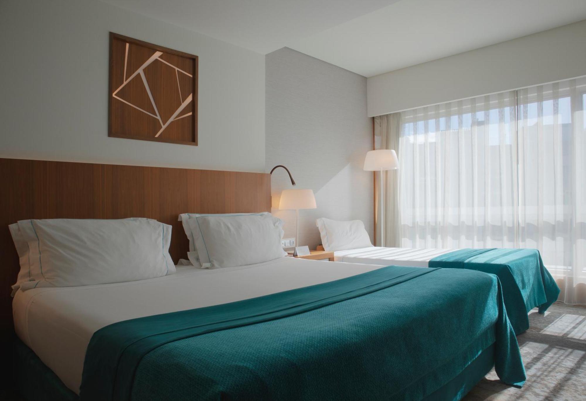 Epic Sana Lisboa Hotel Стая снимка A room at the hotel